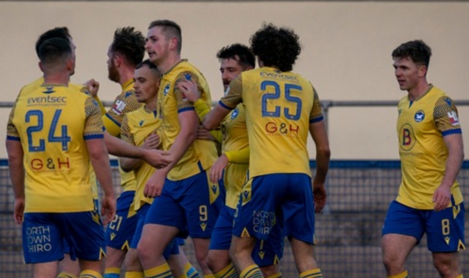 Bangor 4-0 Tandragee Rovers: Irish Cup adventure rolls on into last-16 after Big Ben nets sublime&nbsp;hat-trick