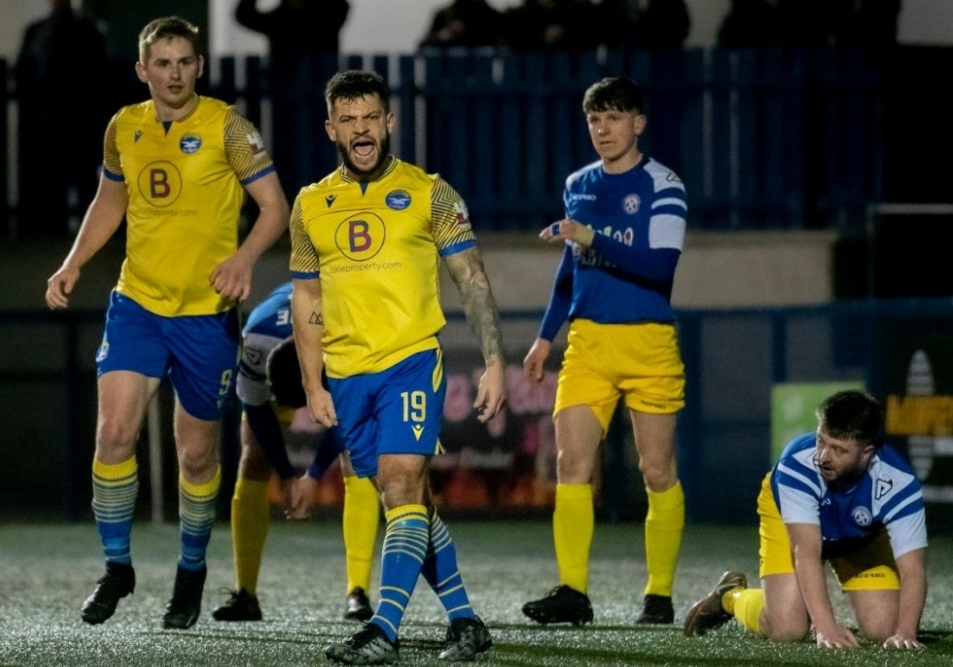 Bangor 1-0 Limavady United: Nerve at the fore as Seasiders emerge from scrappy affair with full spoils