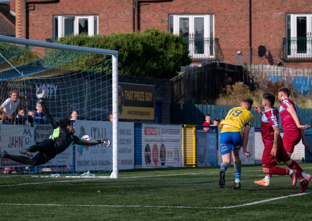 Bangor 1-1 Institute: Last-gasp goal hero Francis preserves crucial point at sun-drenched&nbsp;Clandeboye