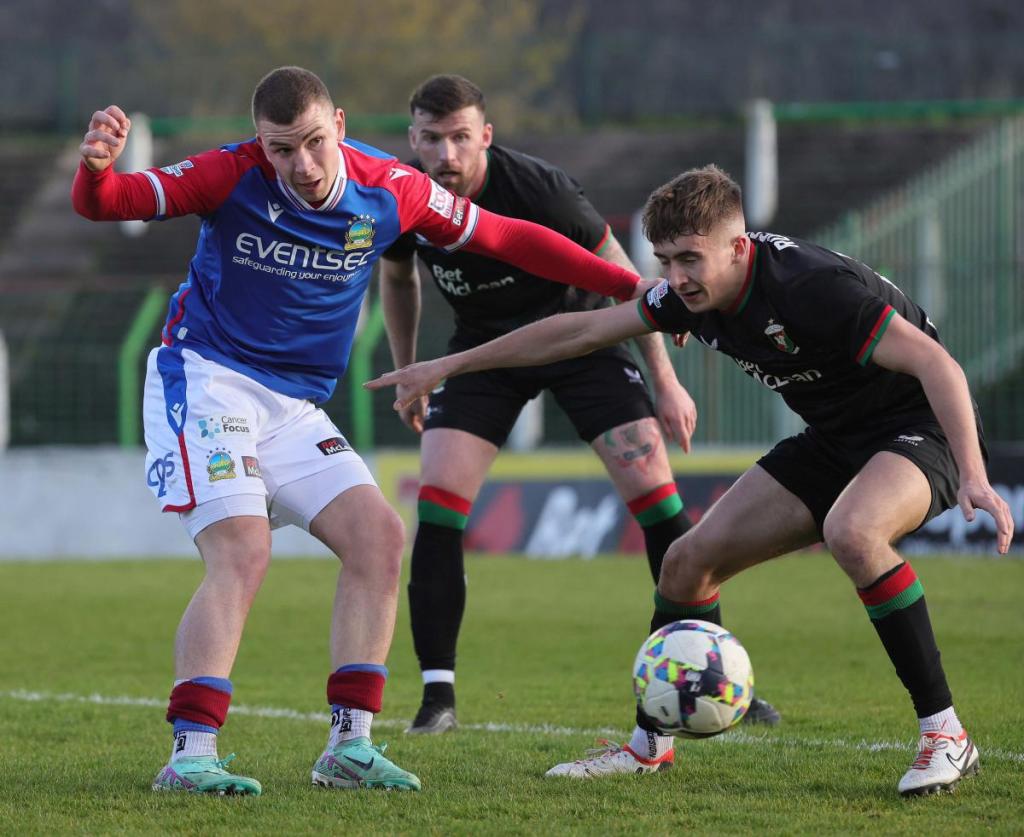 Linfield missed chance to hit summit… but not losing means it’s still a gain for David&nbsp;Healy